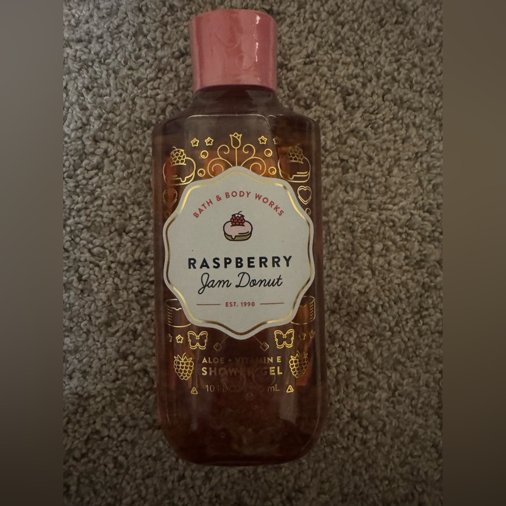 Bath & Body Works Raspberry Jam Donut Shower Gel - Picture 2 of 3
